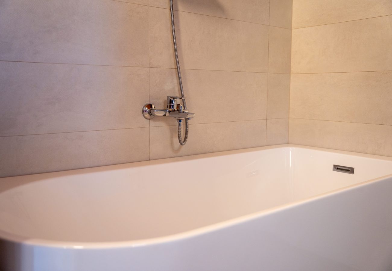 Villa in Brušane - Villa Brusiana with covered heated pool