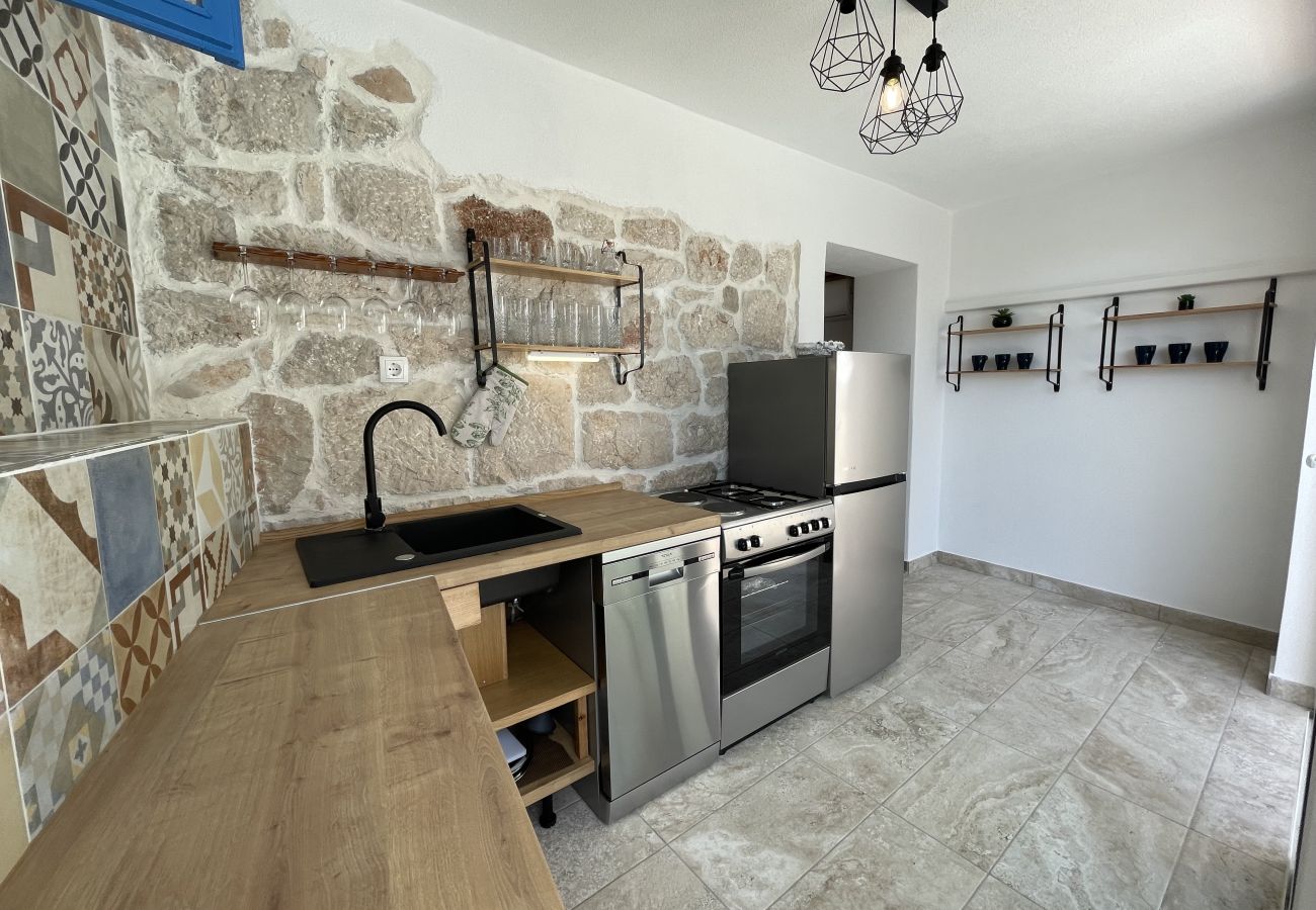House in Vrsine - Holiday Home Cherry with pool