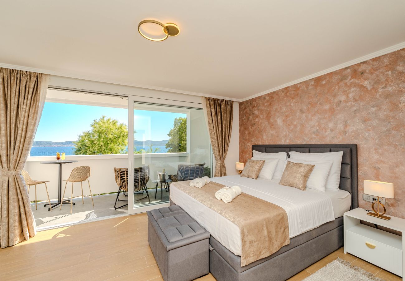 Apartment in Zadar - Deluxe apartment Diadora with sea view