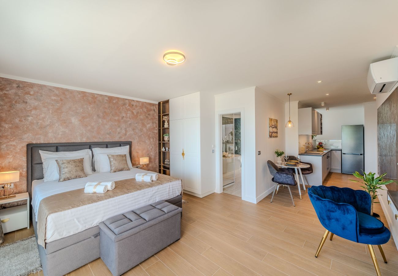 Apartment in Zadar - Deluxe apartment Diadora with sea view