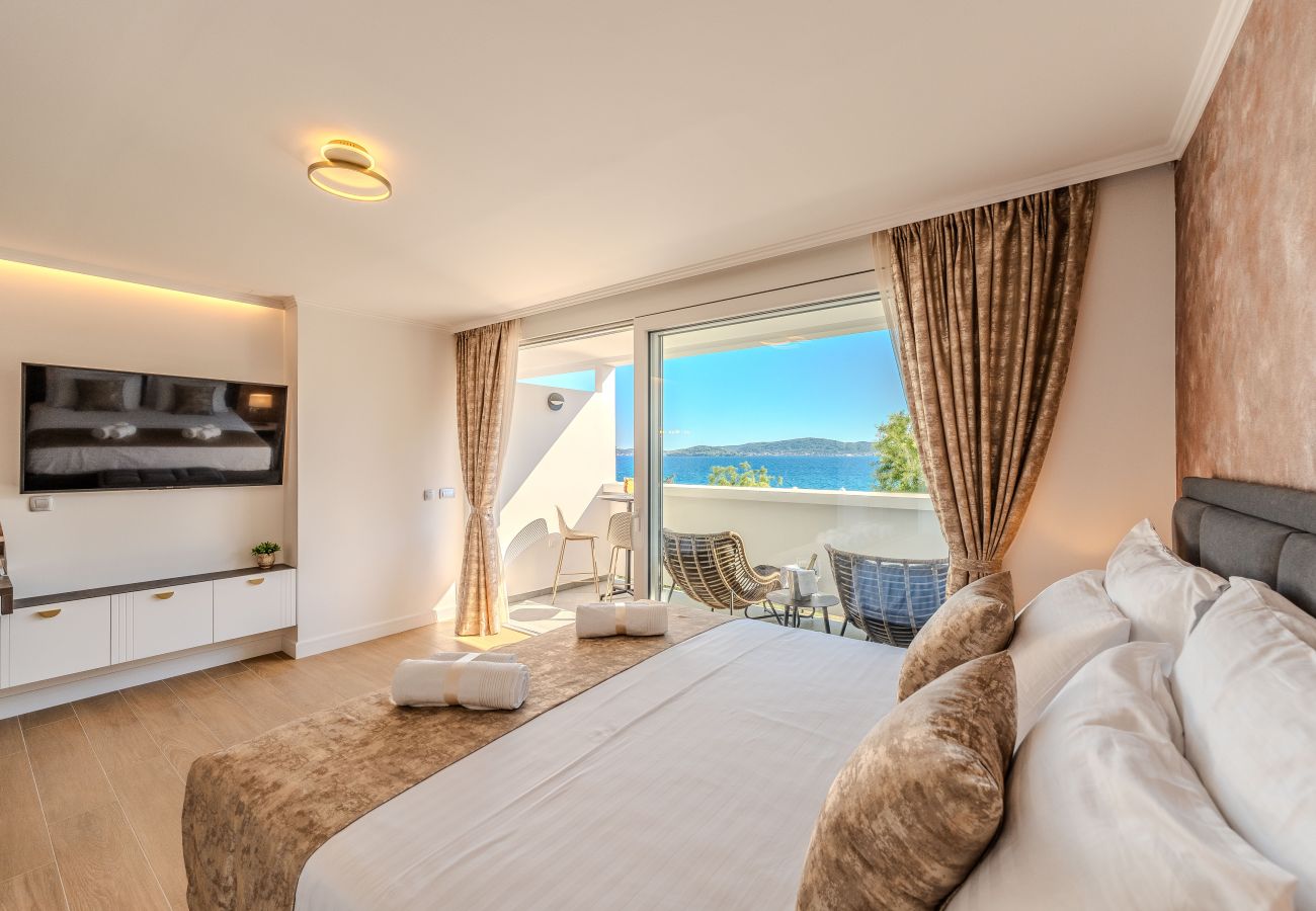 Apartment in Zadar - Deluxe apartment Diadora with sea view