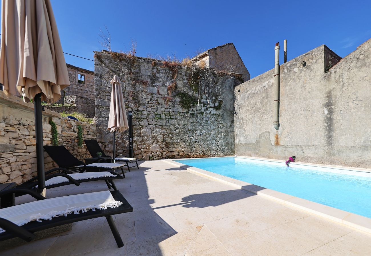 House in Blato - Holiday Home Tranquilla with heated pool