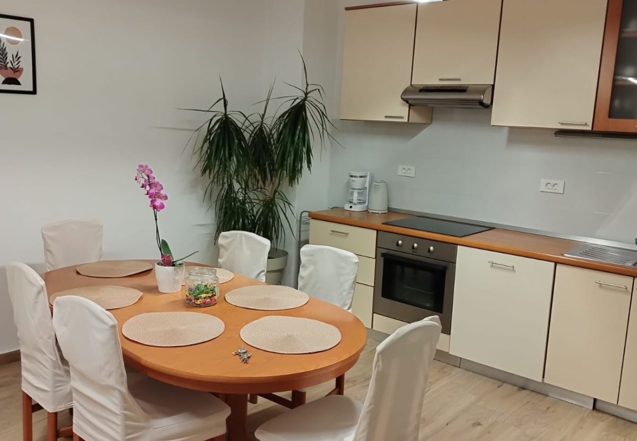 House in Pridraga - Holiday Home Lantina with pool