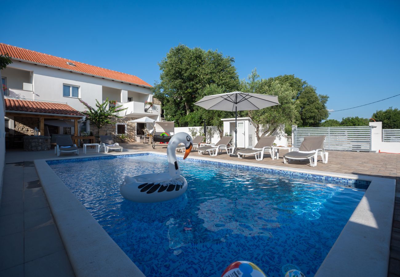 House in Pridraga - Holiday Home Lantina with pool