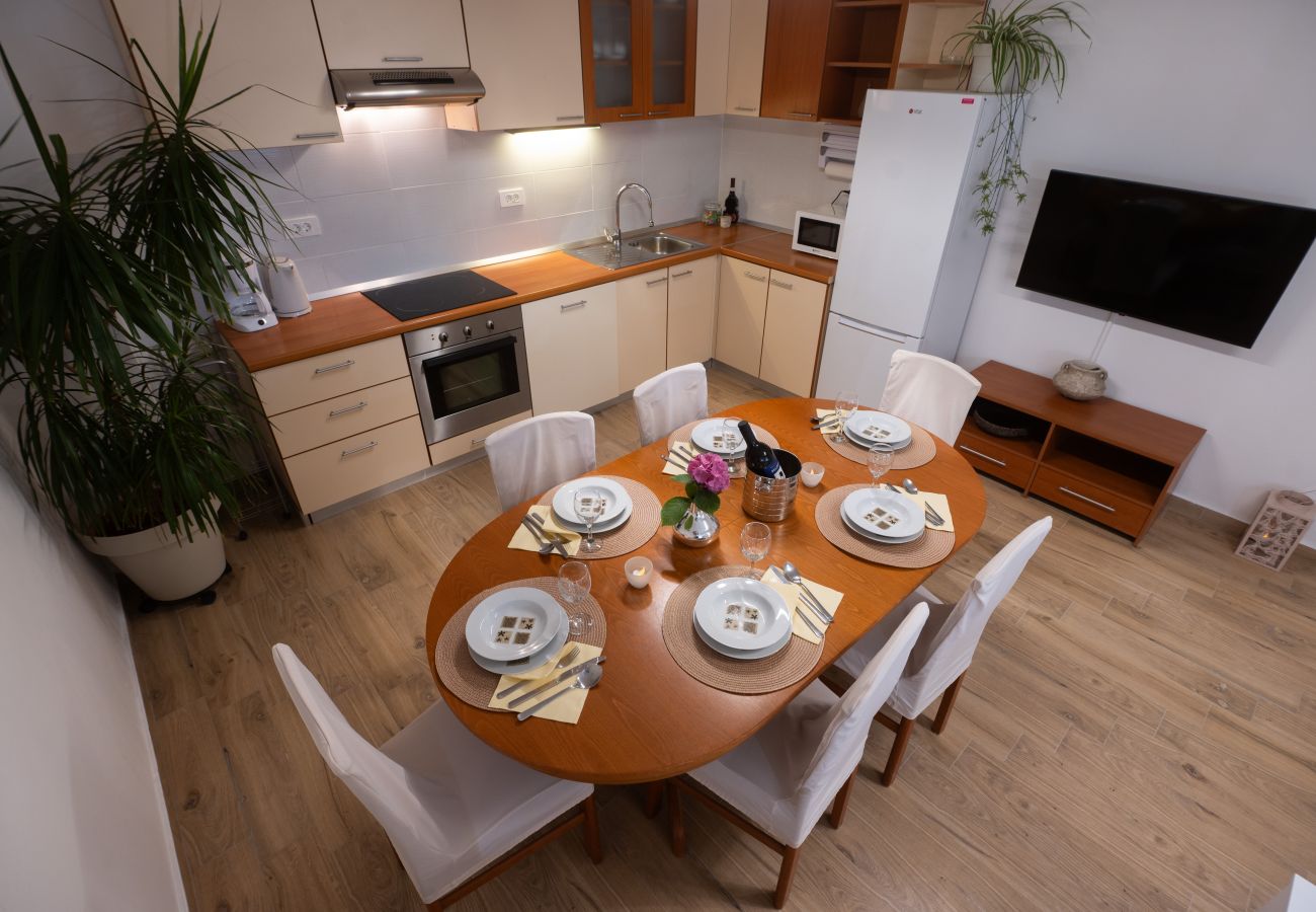 House in Pridraga - Holiday Home Lantina with pool