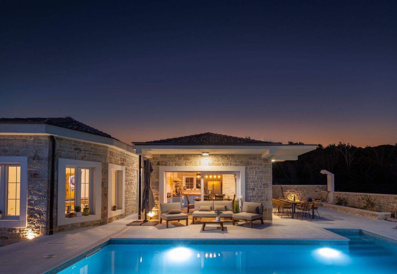 Villa in Zadar - Villa Katarina with pool