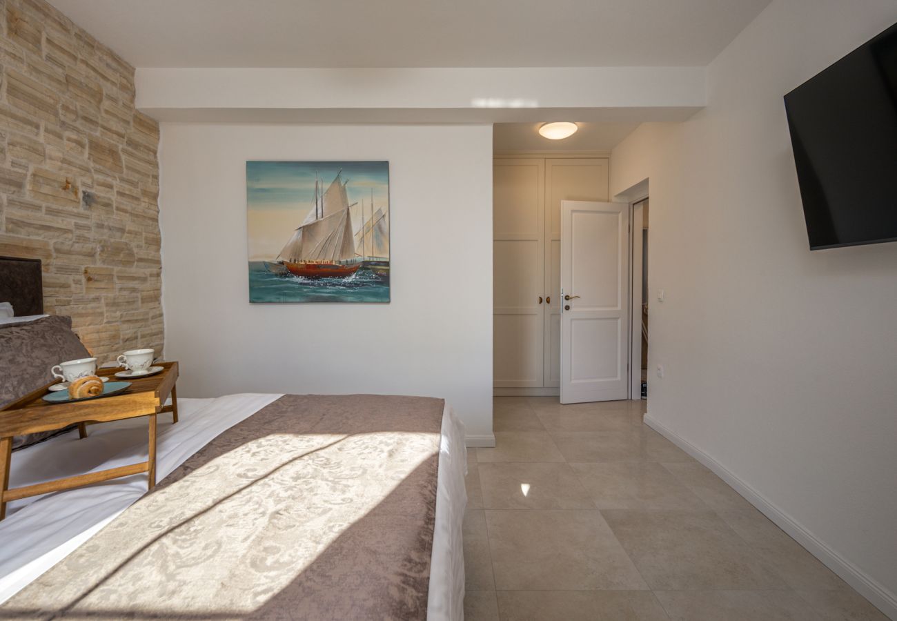 Villa in Zadar - Villa Katarina with pool