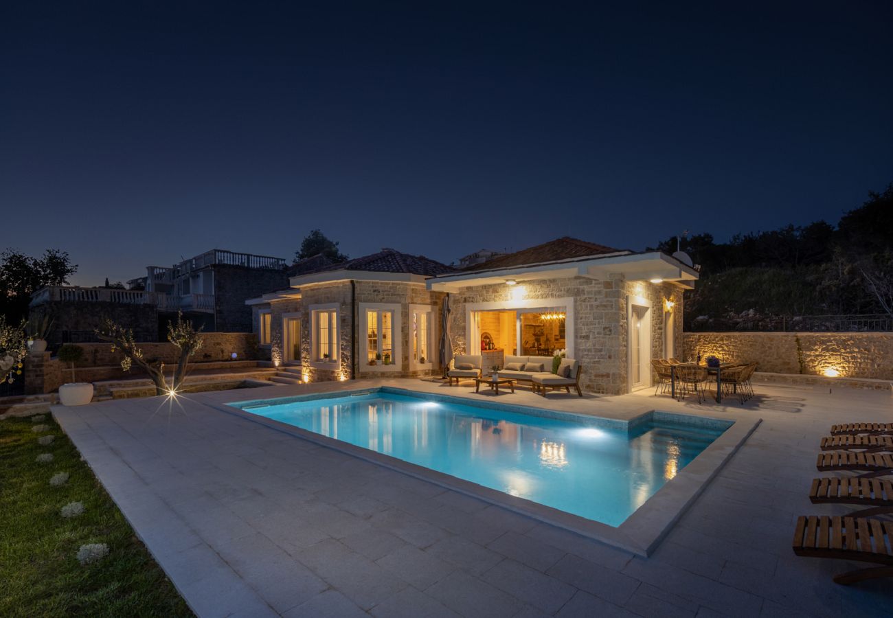 Villa in Zadar - Villa Katarina with pool