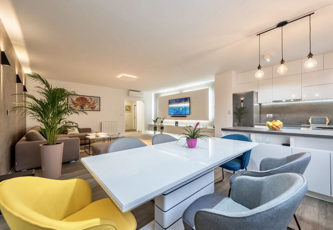 Apartment in Zadar - Deluxe Suite Rosa