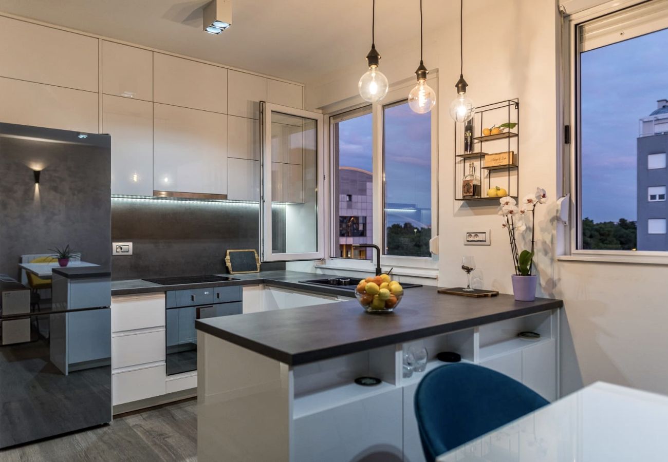 Apartment in Zadar - Deluxe Suite Rosa