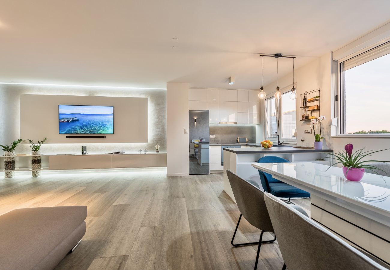 Apartment in Zadar - Deluxe Suite Rosa
