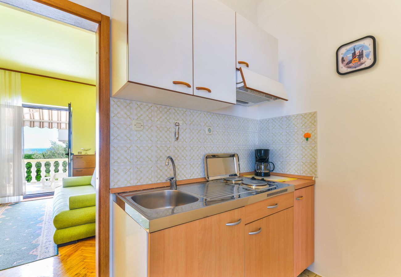 Apartment in Vir - Beachfront apartment Liverić 3