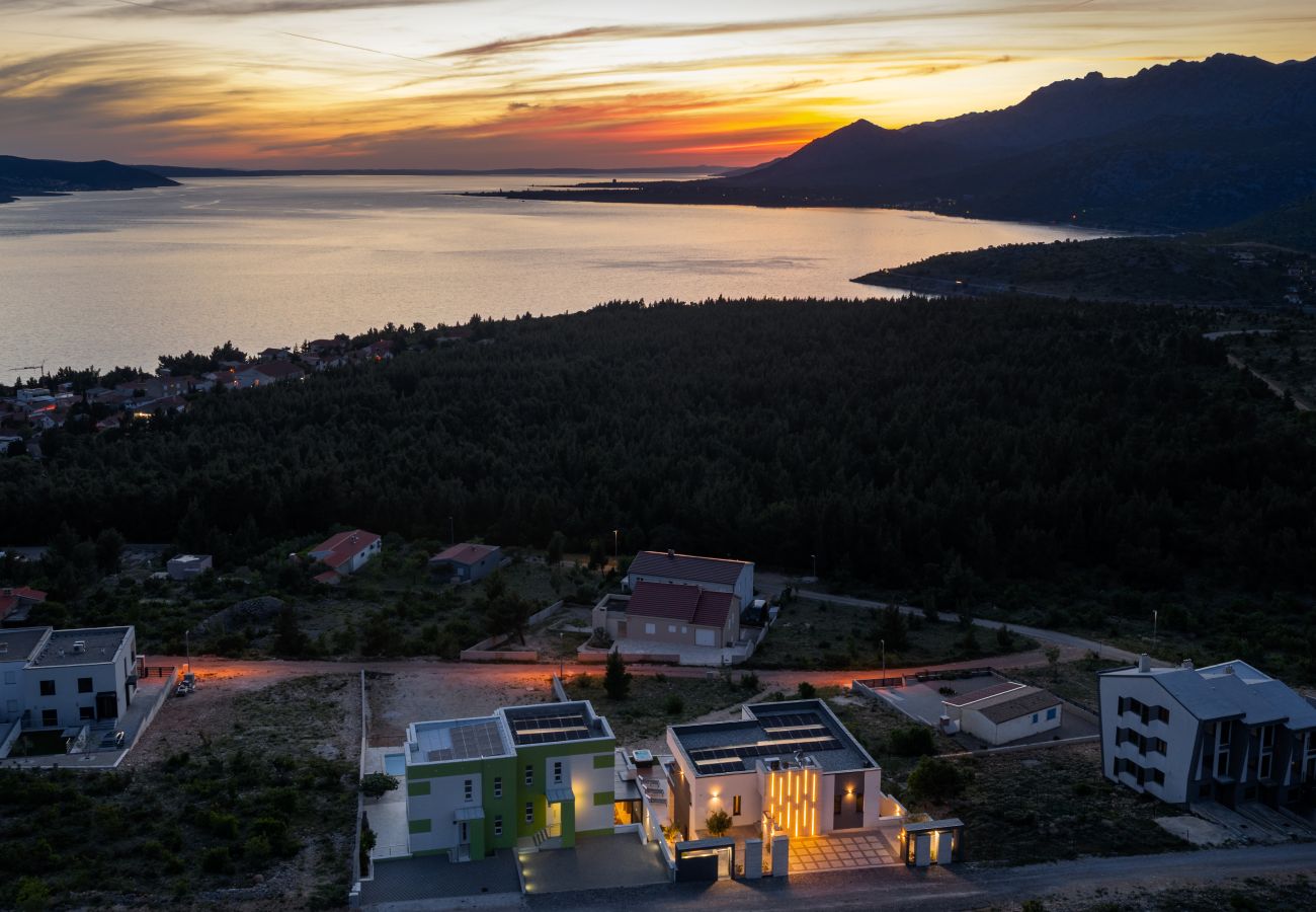 Villa in Rovanjska - Lux Villa Serene with heated pool