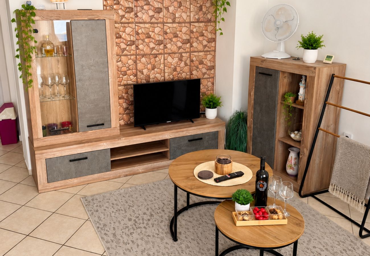 Apartment in Ražanac - Apartment Didovi Dvori 1 with jacuzzi