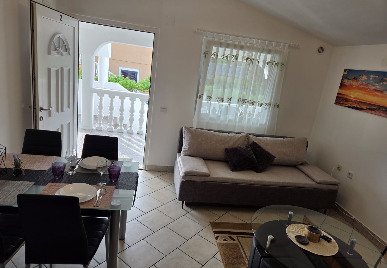 Apartment in Ražanac - Apartment Sany 2 with jacuzzi