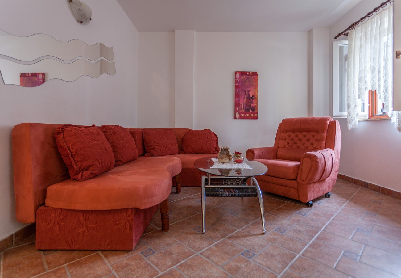 Apartment in Bibinje - Oldtown apartment Apola 1