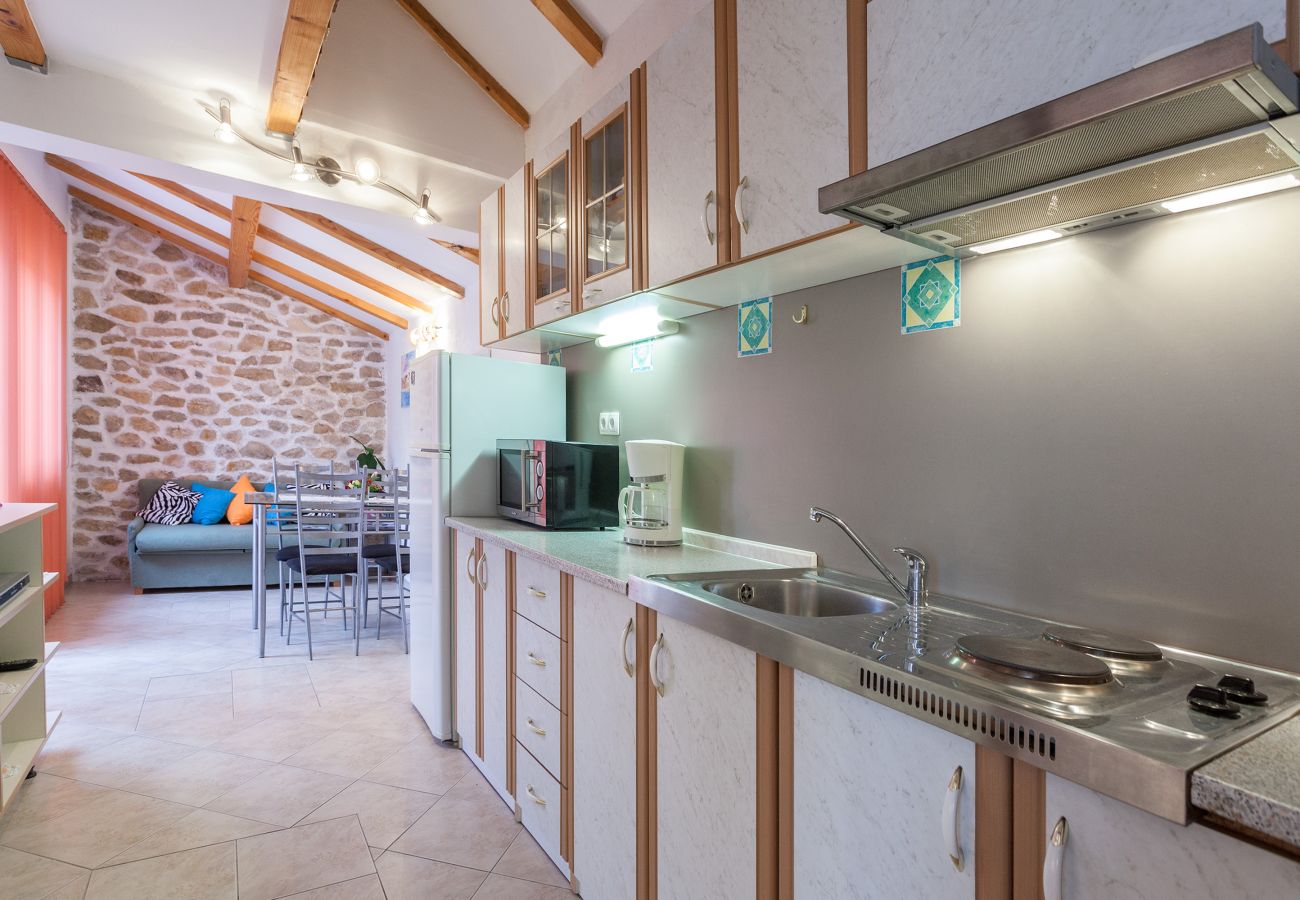 Apartment in Bibinje - Oldtown apartment Apola 2