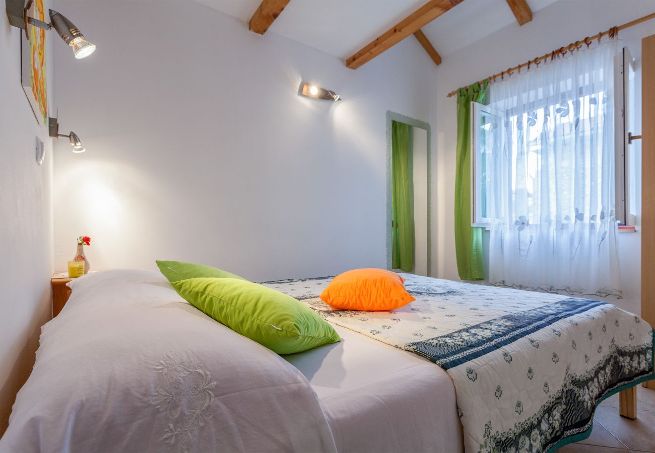 Apartment in Bibinje - Oldtown apartment Apola 2