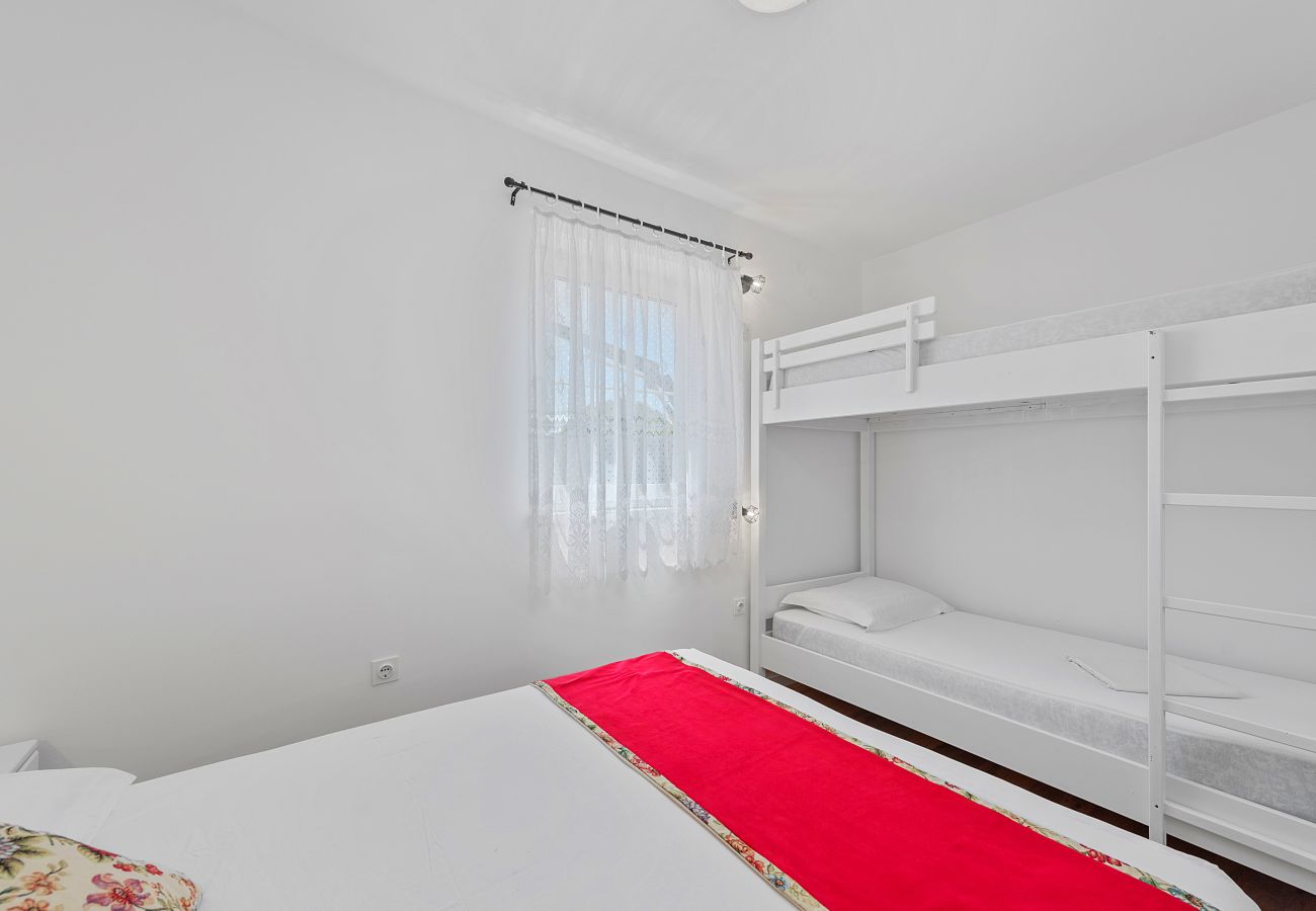 Apartment in Sveti Filip i Jakov - Superior apartment Tania 6