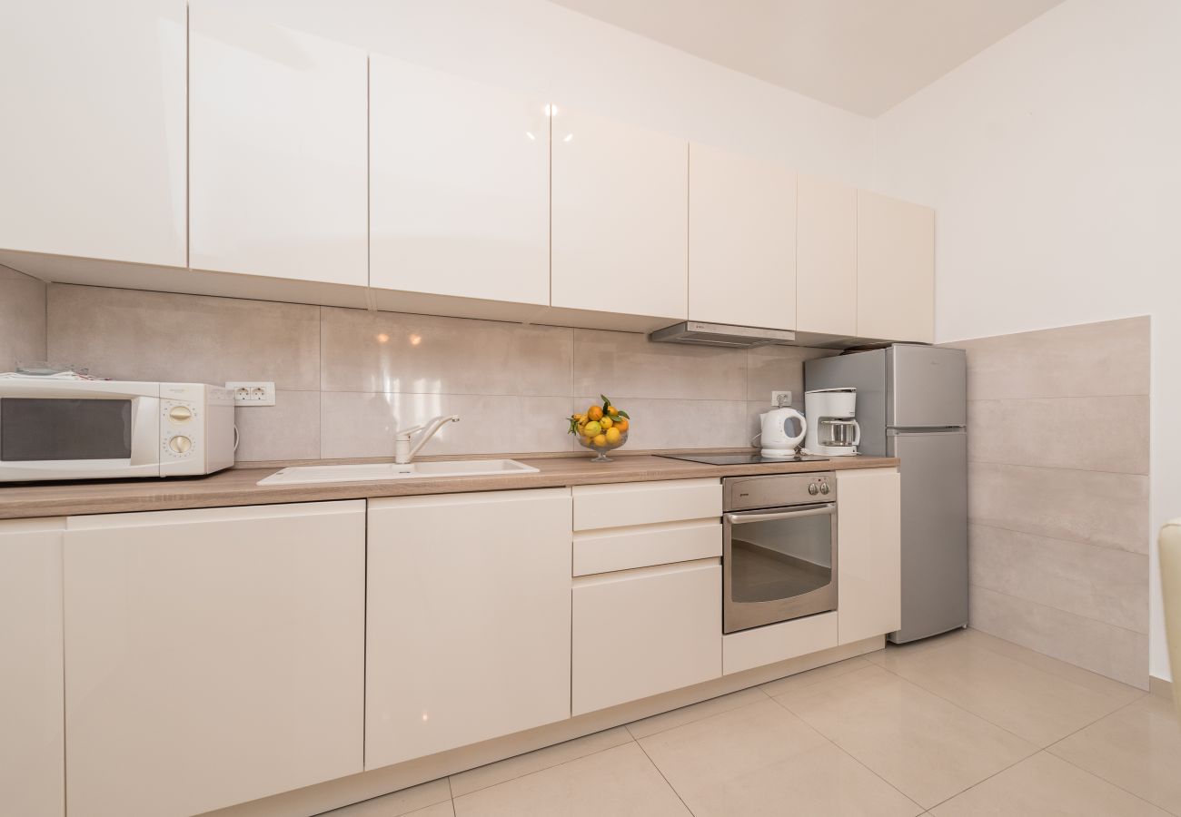 House in Bibinje - Holiday Home Lolita with pool