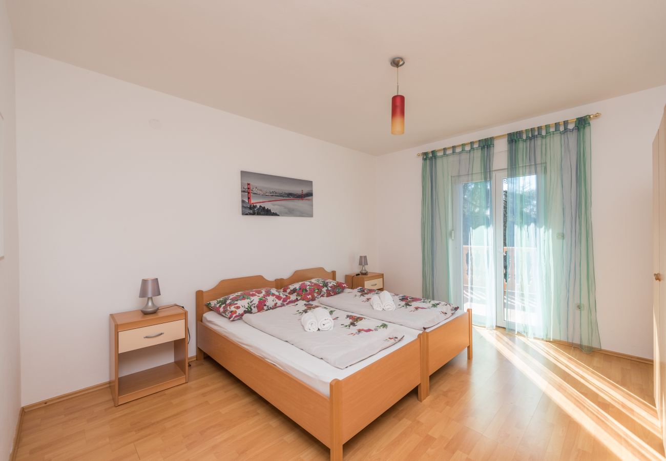 House in Bibinje - Holiday Home Lolita with pool