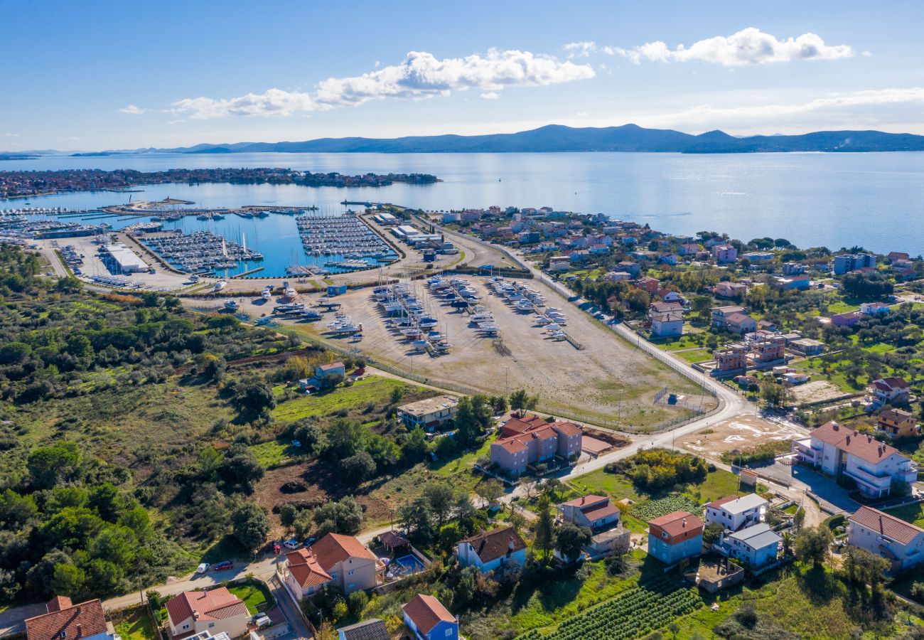House in Bibinje - Holiday Home Lolita with pool