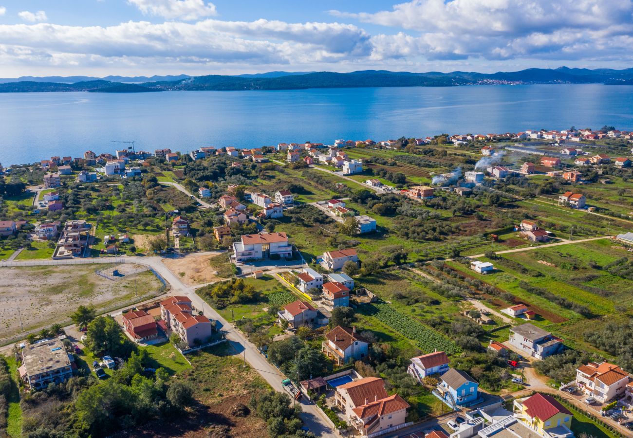 House in Bibinje - Holiday Home Lolita with pool