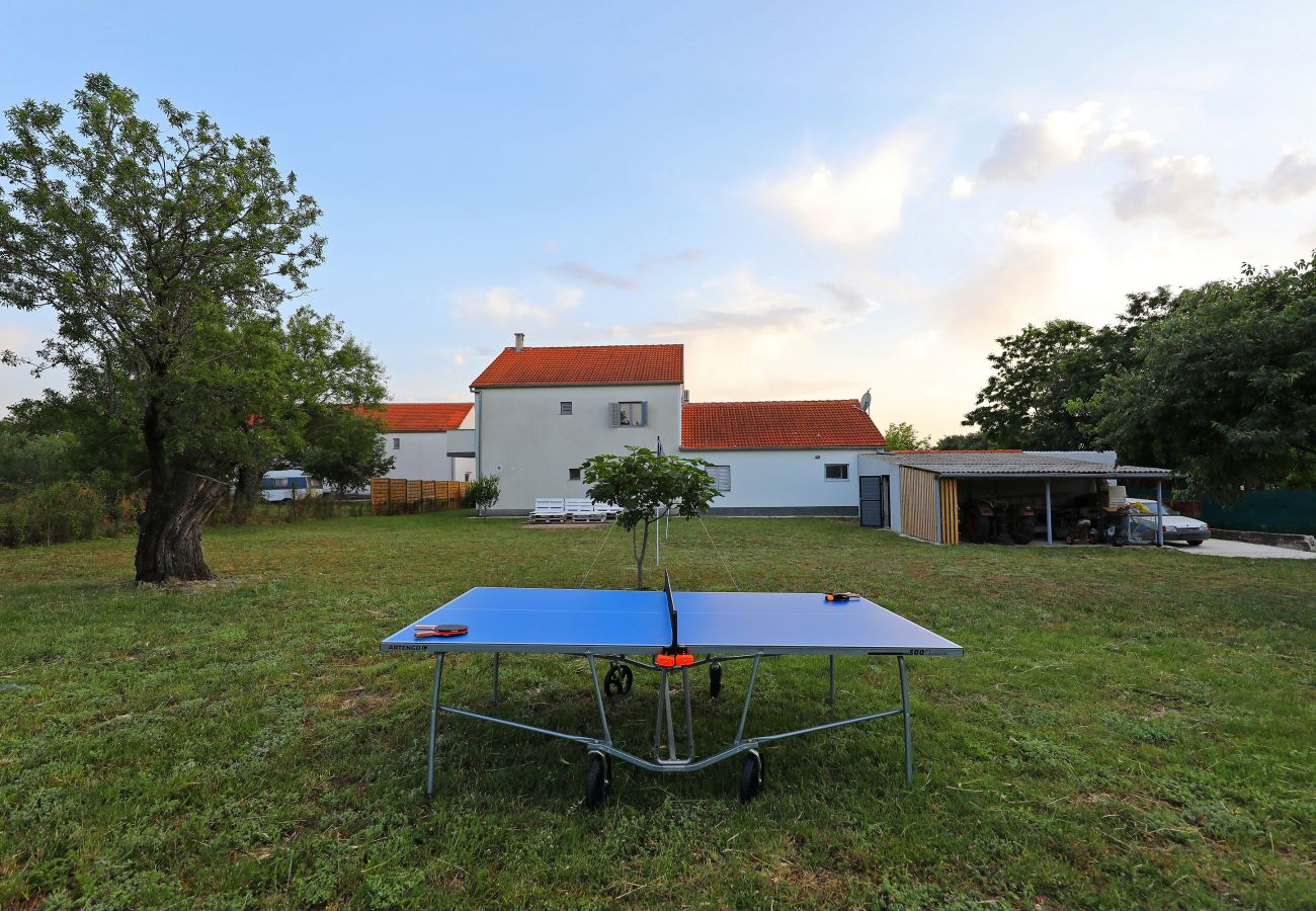 House in Tinj - Holiday Home Nona with pool
