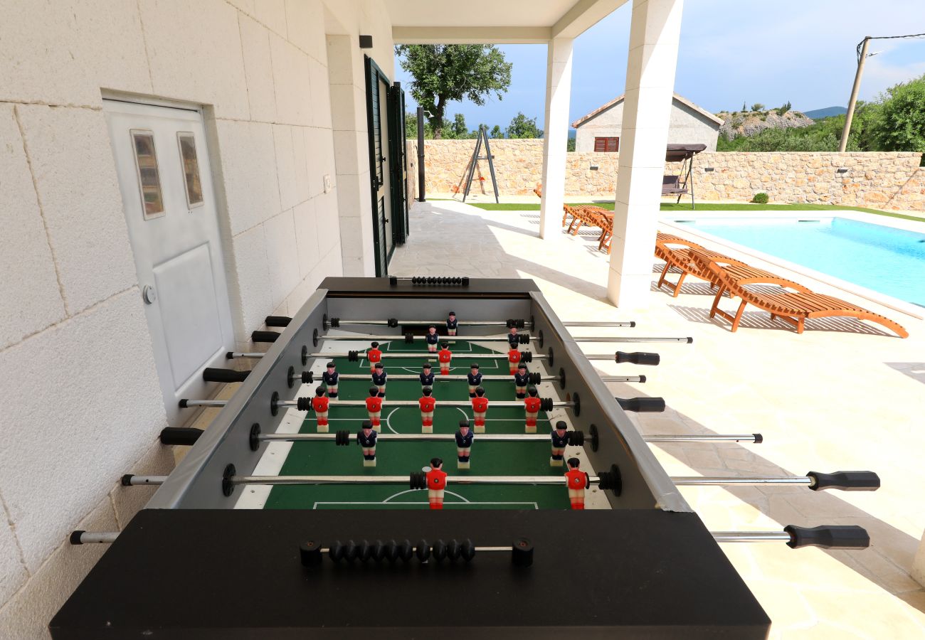 Villa in Kruševo - Villa Vallis with pool