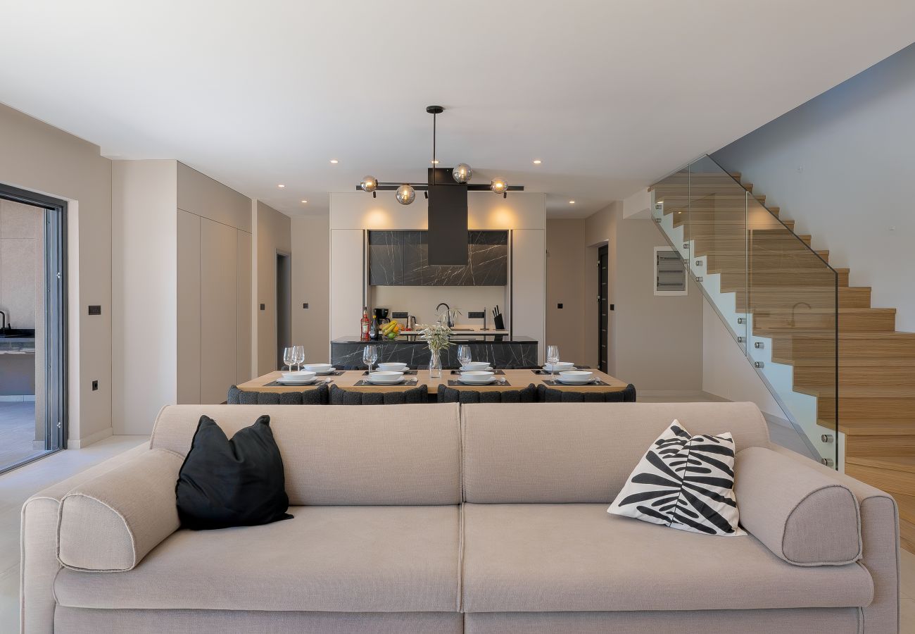 Villa in Marceljani - Villa Kalea with pool