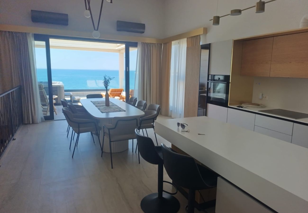 Apartment in Povljana - Beachfront penthouse Pearl