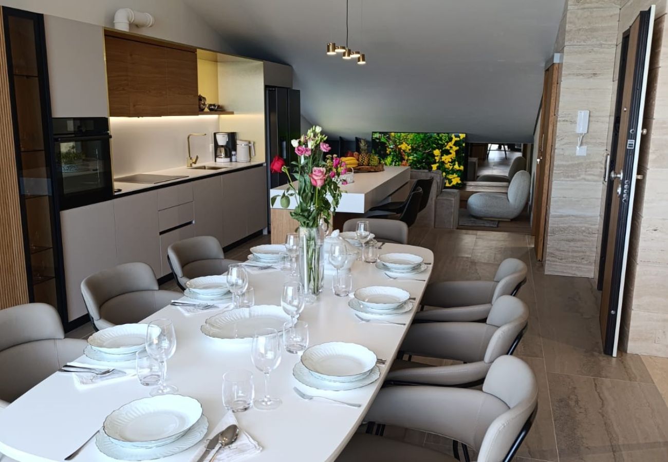 Apartment in Povljana - Beachfront penthouse Pearl