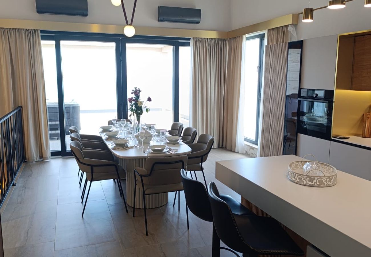 Apartment in Povljana - Beachfront penthouse Pearl