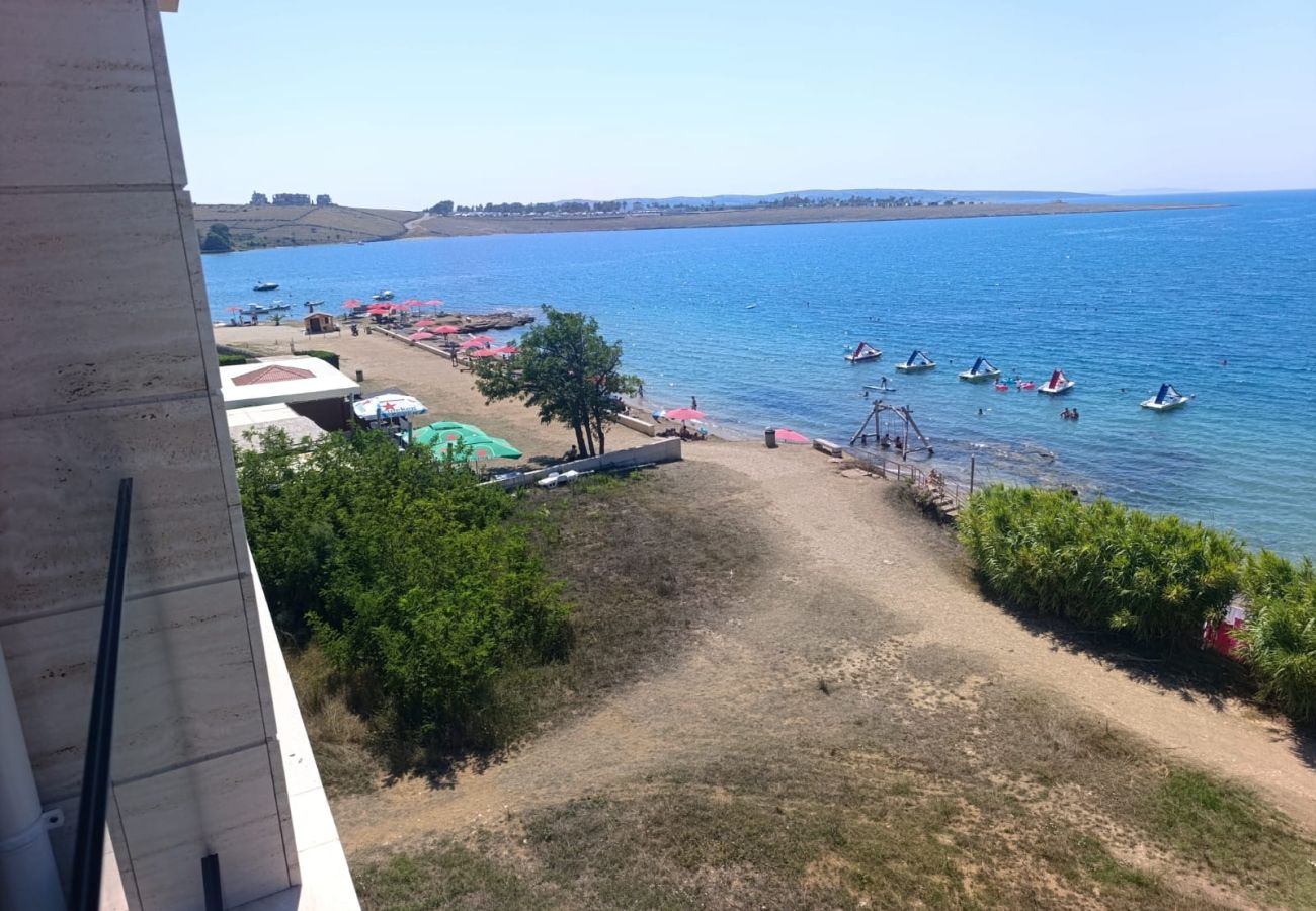 Apartment in Povljana - Beachfront penthouse Pearl