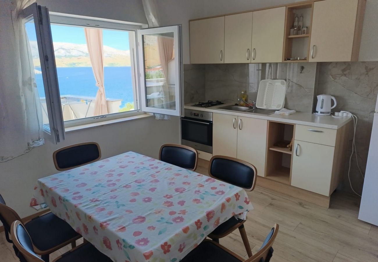 Apartment in Metajna - Seafront apartment Valla 5