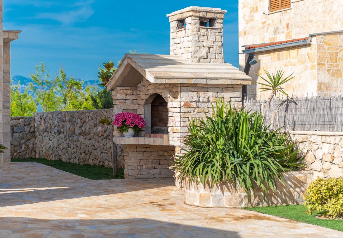 Villa in Privlaka - Villa Edena with heated pool