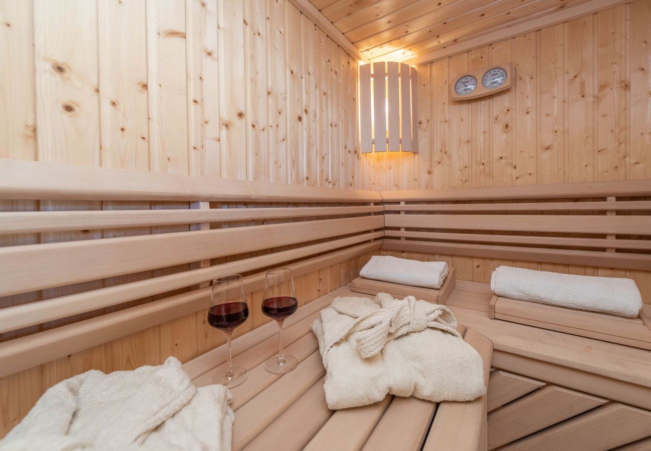 Villa in Privlaka - Villa Edena with heated pool