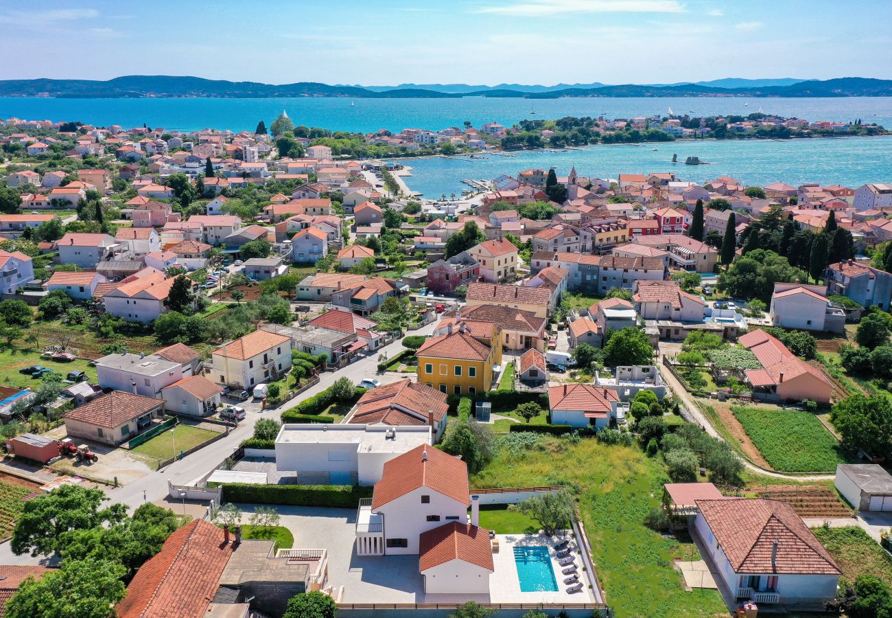 Villa in Sukošan - Villa Elaia with heated pool