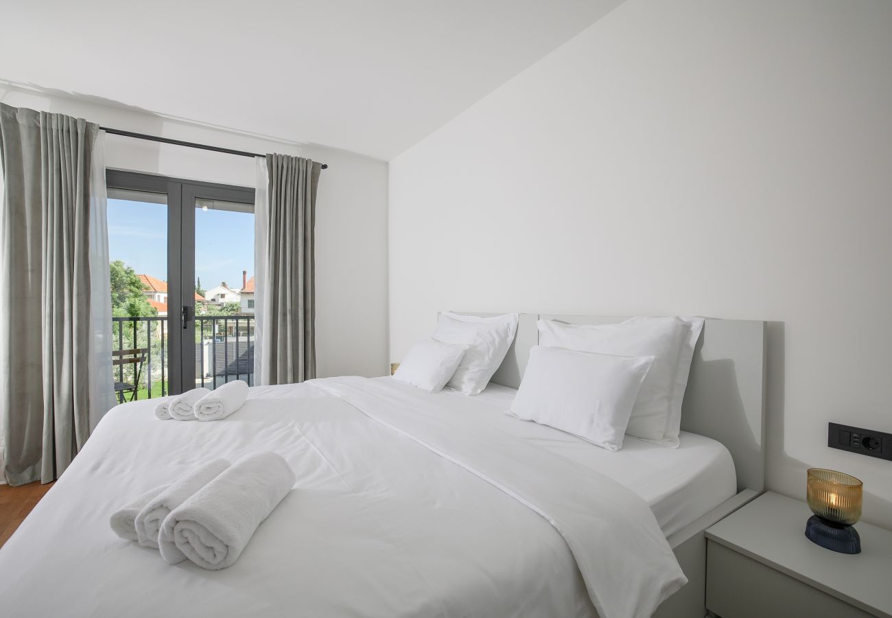 Villa in Sukošan - Villa Elaia with heated pool