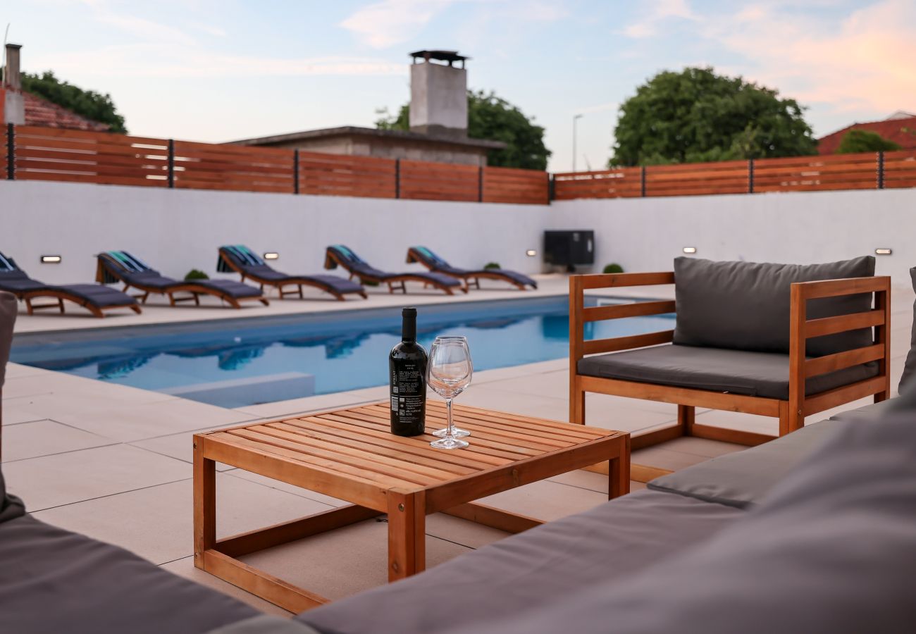 Villa in Sukošan - Villa Elaia with heated pool