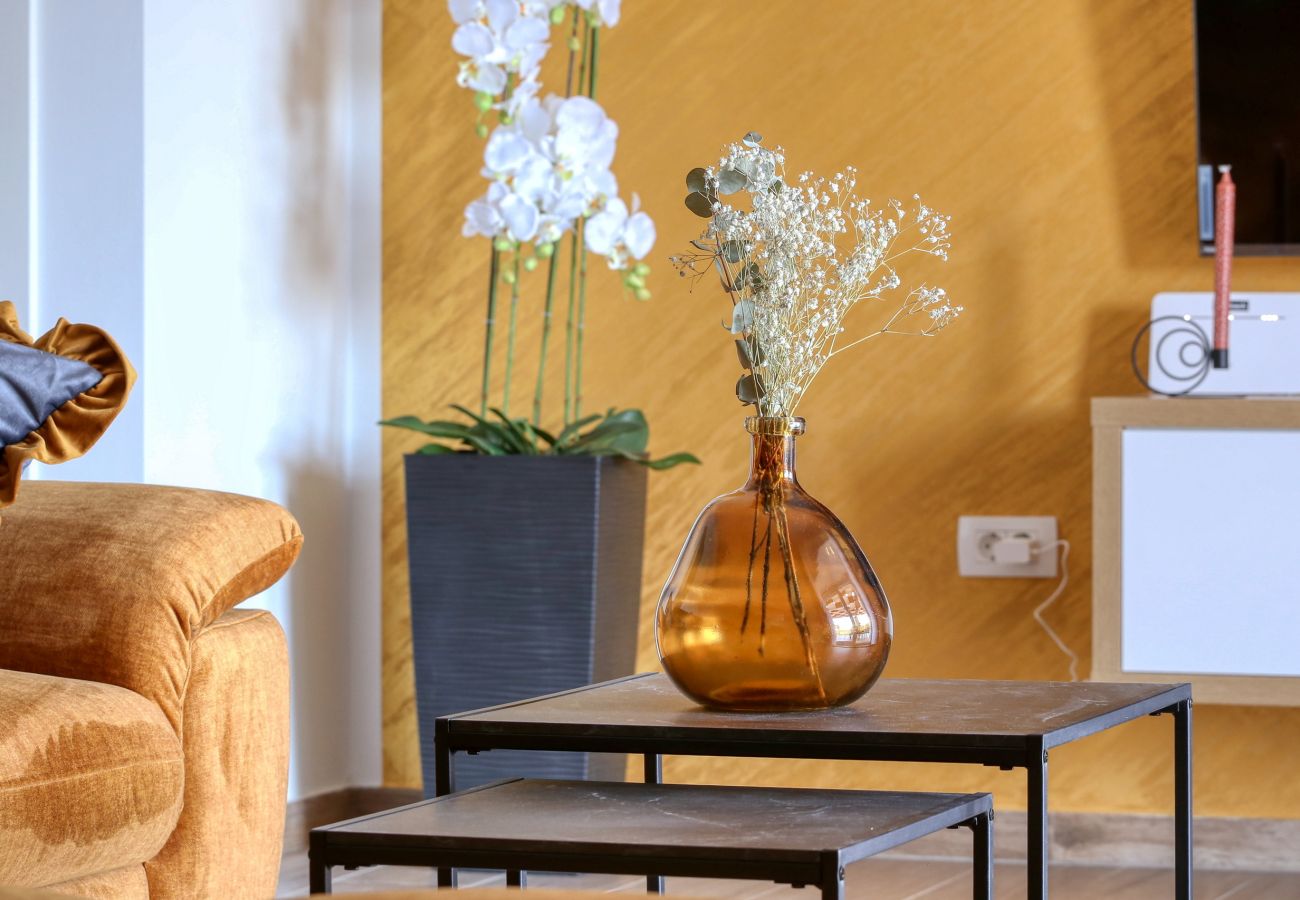 Villa in Debeljak - Villa Orkula with heated pool