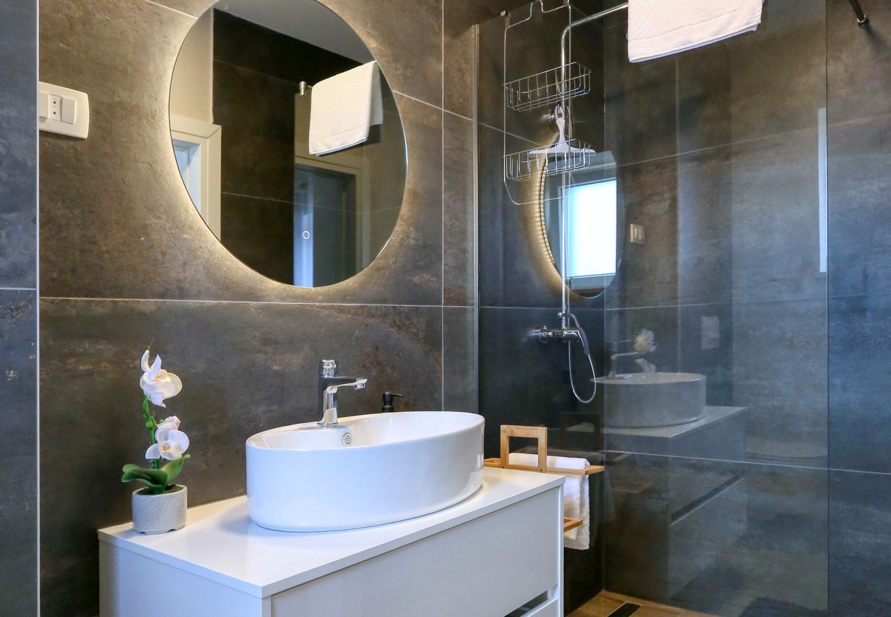 Villa in Debeljak - Villa Orkula with heated pool