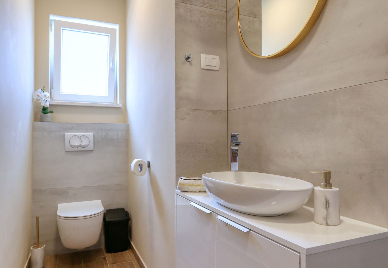 Villa in Debeljak - Villa Orkula with heated pool