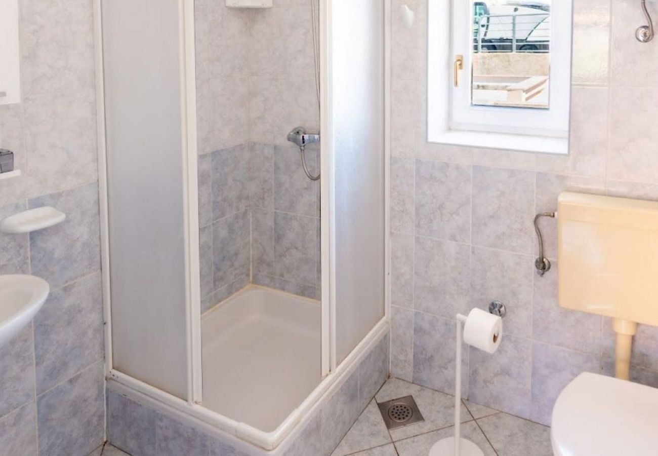 Apartment in Povljana - Apartment Luce 2