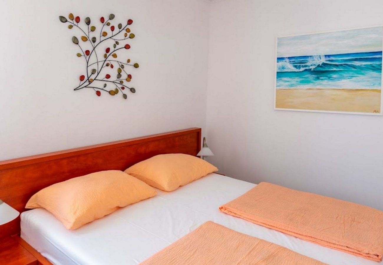 Apartment in Povljana - Apartment Luce 2