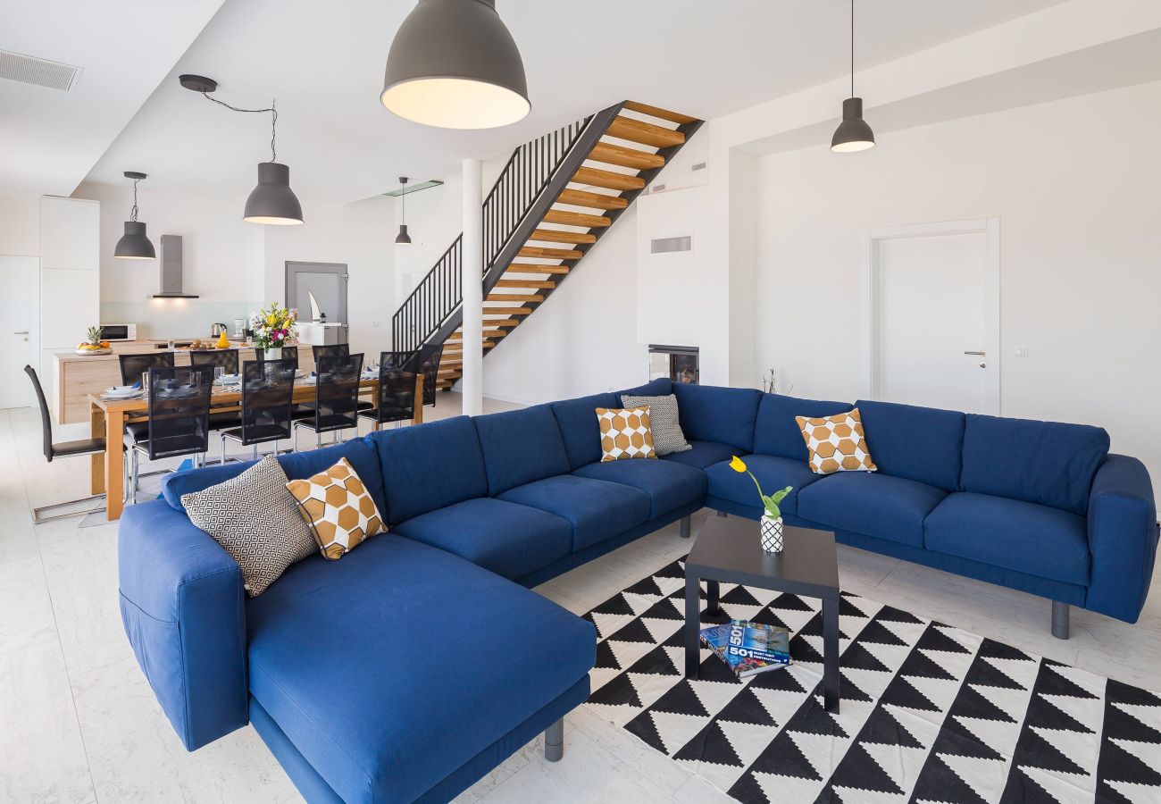 Villa in Posedarje - Villa Costabella with heated pool