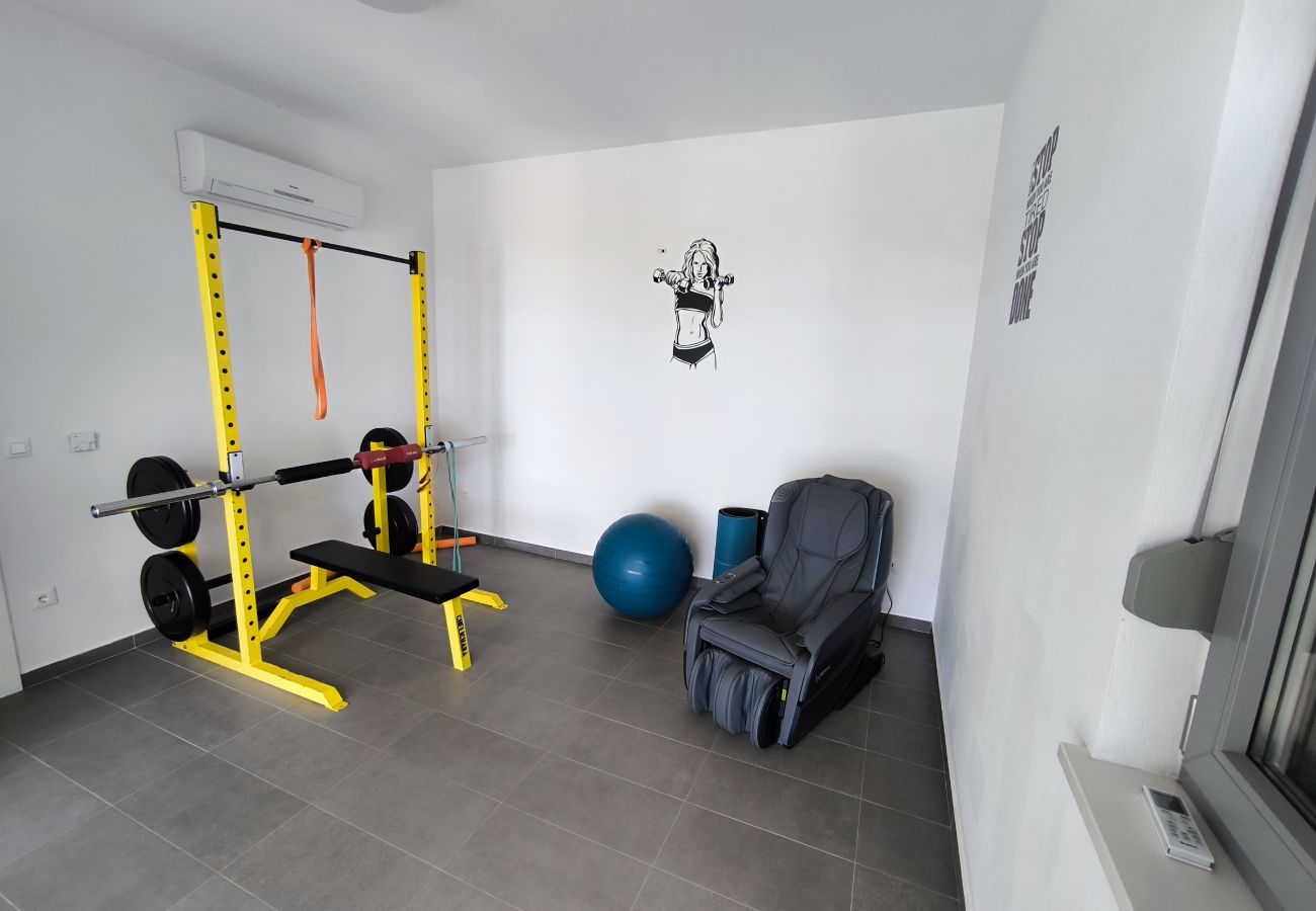 Villa in Posedarje - Villa Costabella with heated pool