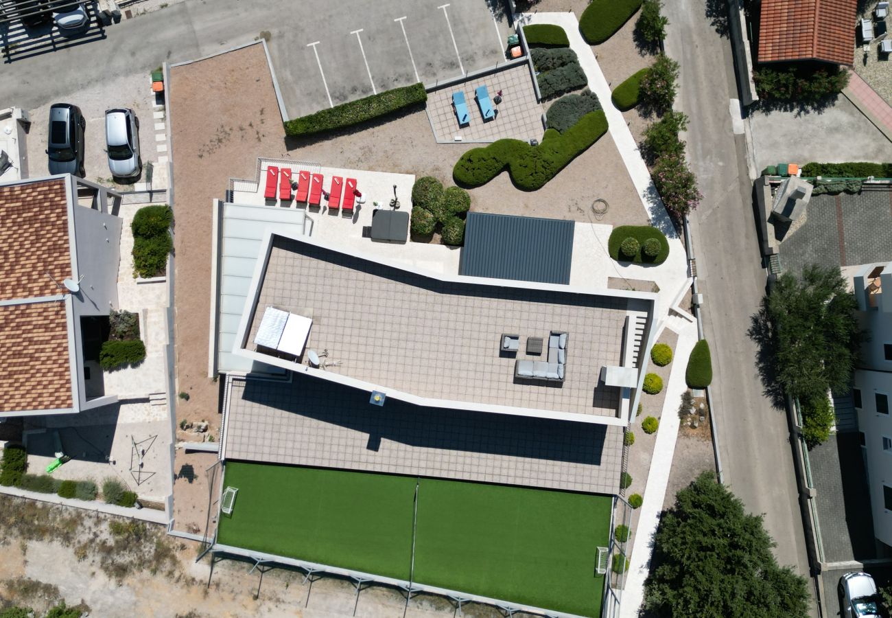 Villa in Posedarje - Villa Costabella with heated pool