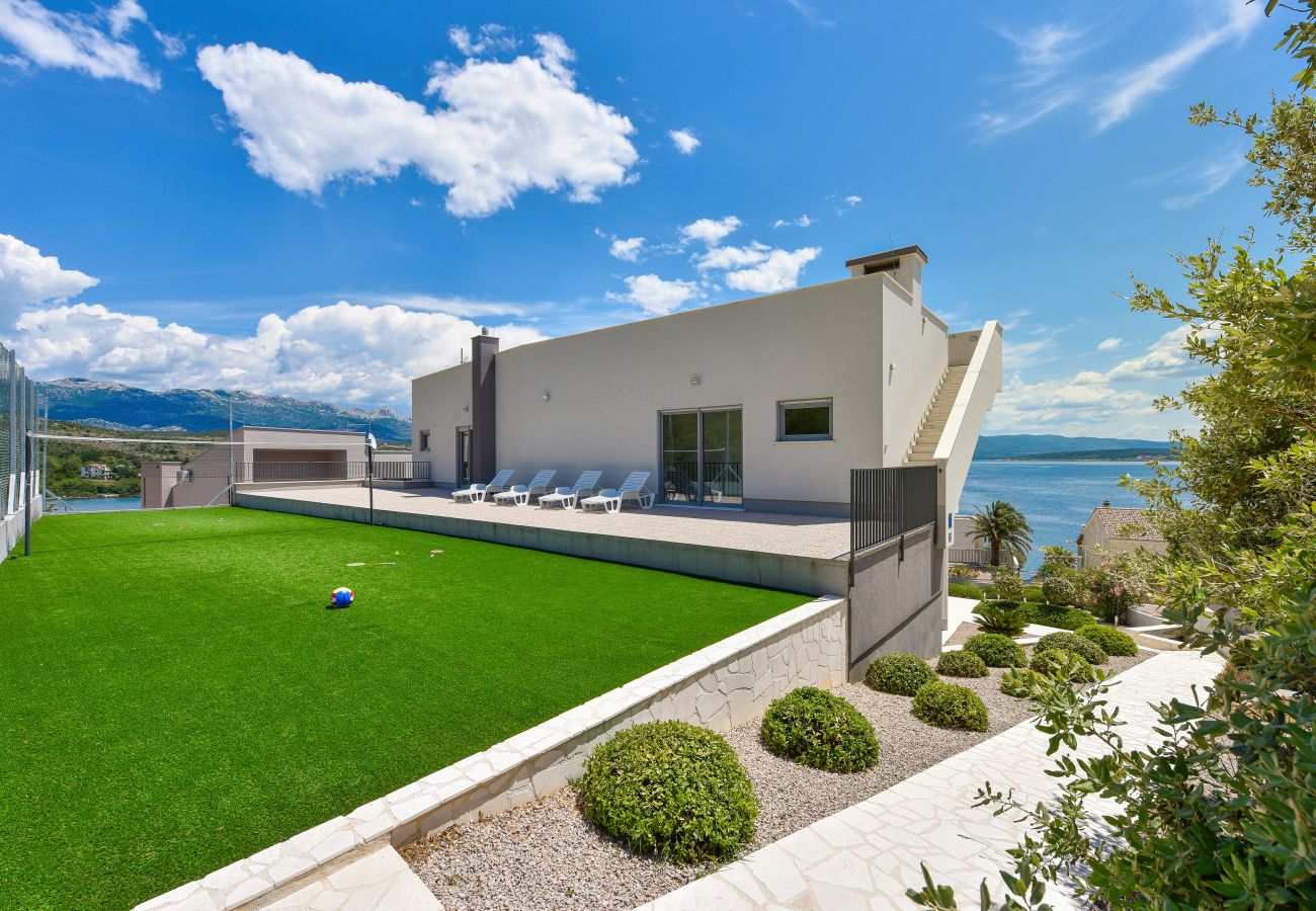 Villa in Posedarje - Villa Costabella with heated pool