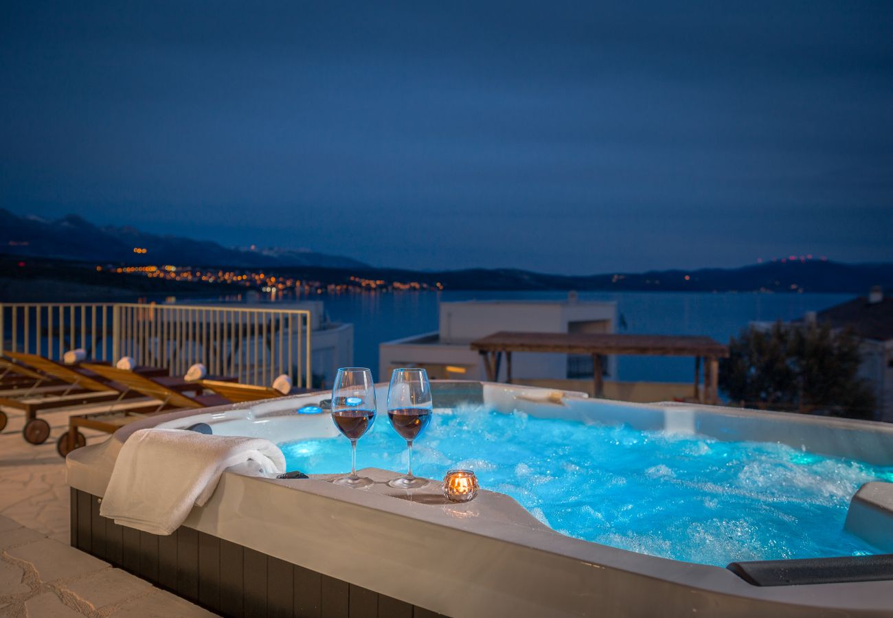 Villa in Posedarje - Villa Costabella with heated pool